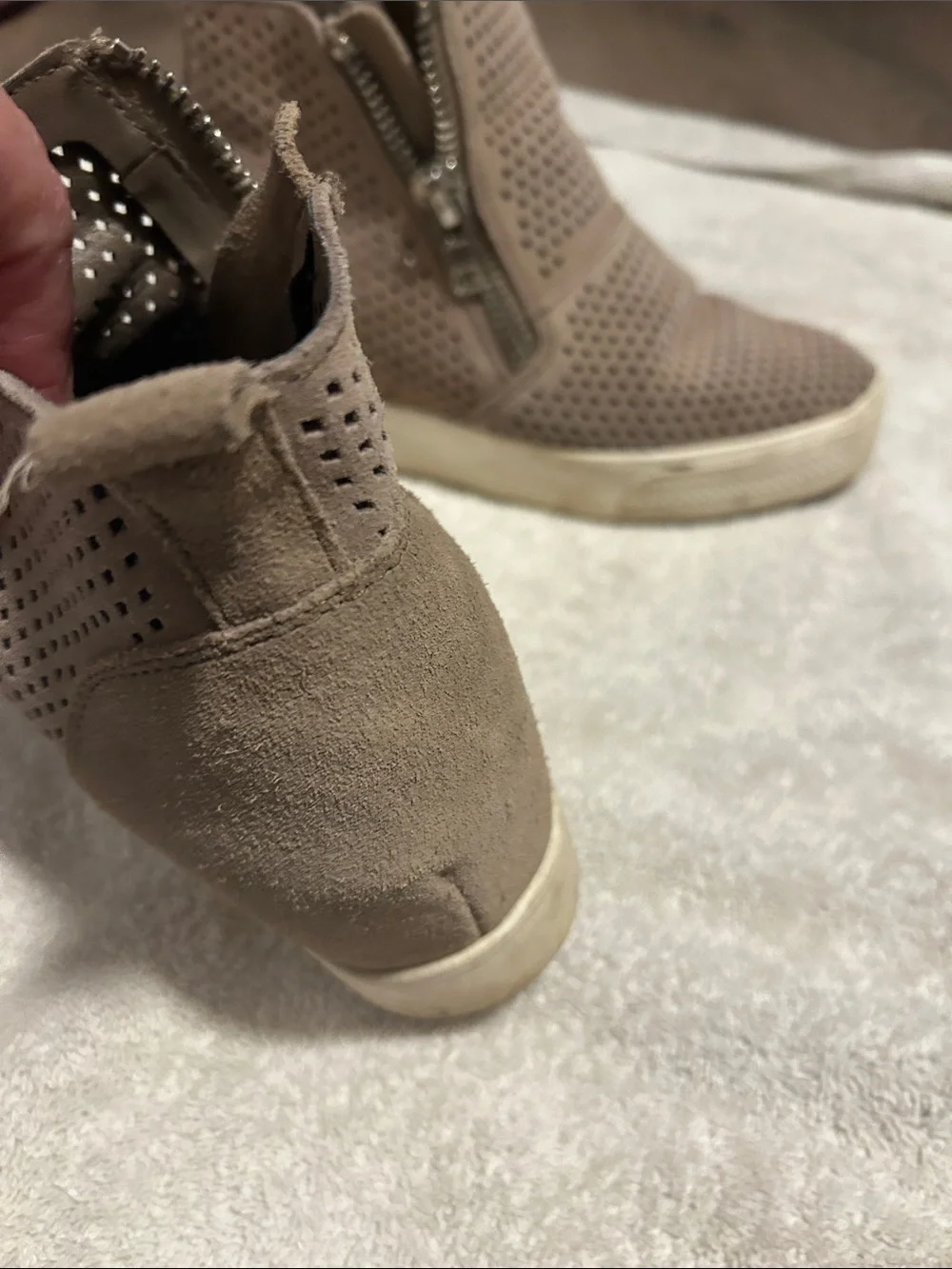 Steve Madden￼ perforated suede